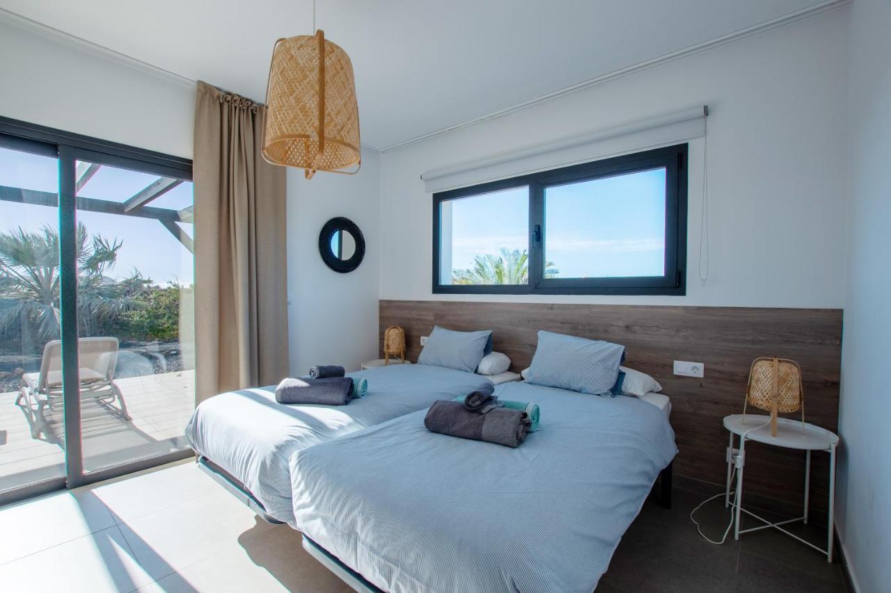 Heated & Shared Pool Villa Matriana 36A, North Shore Villas Лахарес Екстер'єр фото